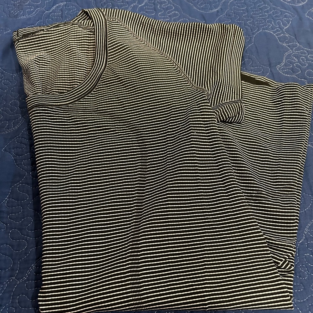 Euc Lululemon Swiftly Tech Tee - image 1